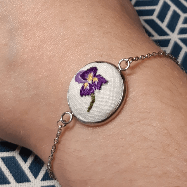 Bracelet fleur de pensée