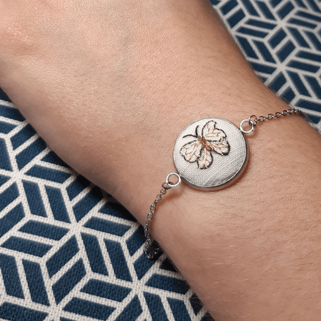 Bracelet papillon doré