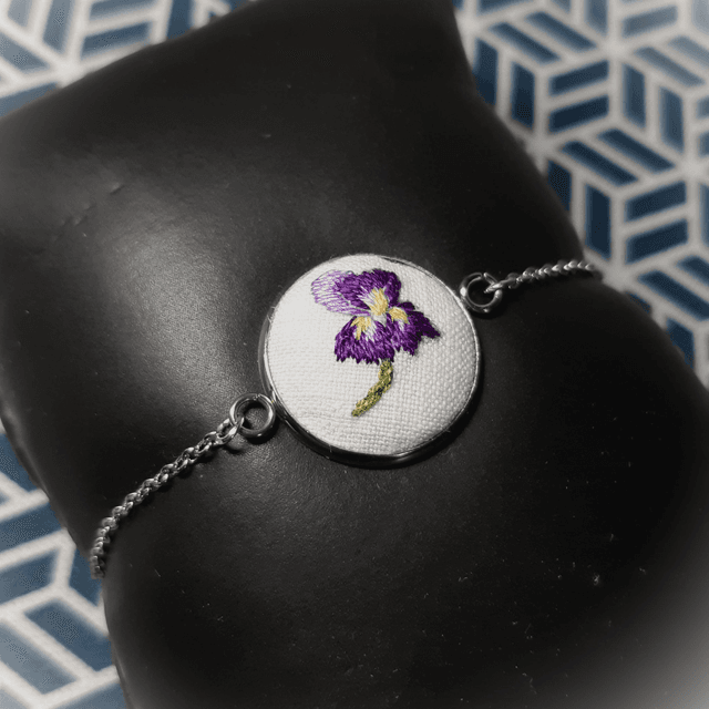 Bracelet fleur de pensée
