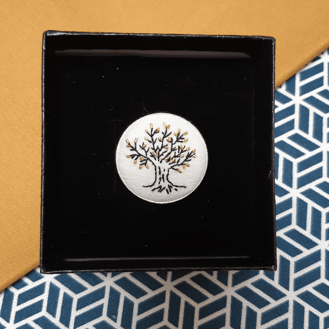 Broche Arbre de vie noir doré